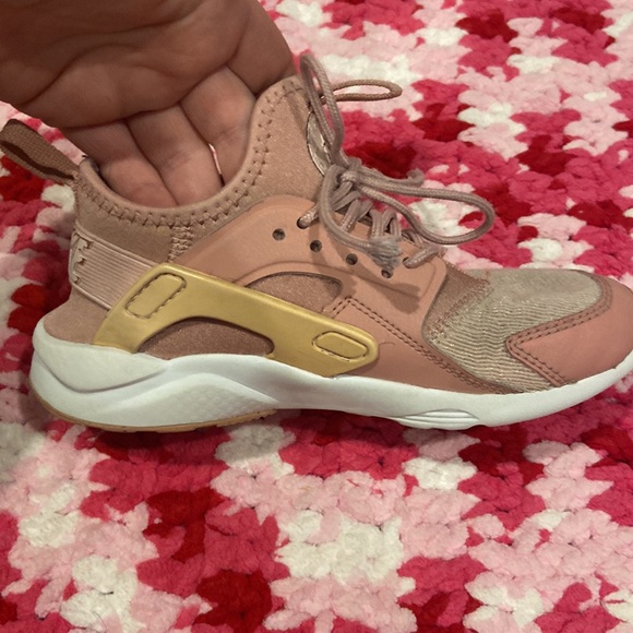 Nike Huarache Run Se (Little Kid) size 12.5c - Picture 16 of 16